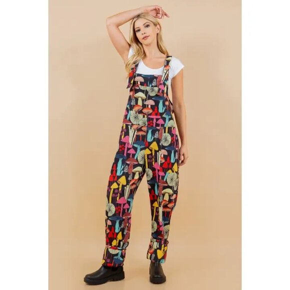 M Sized Black Mushrooms Overalls Jumpsuit cozy, Boho Unworn Psychadelic & Fun - Picture 3 of 9